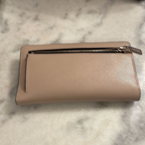 Kate Spade 3 pc set, backpack with wallet and card holder - Picture 6 of 15